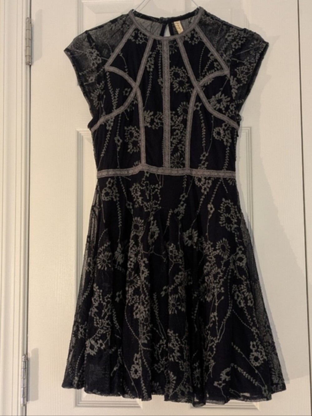 FP Laurel Lace Minidress Size 0 - Picture 2 of 16